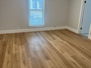 1024 S Sherwood Ave, Clarksville, IN 47129
