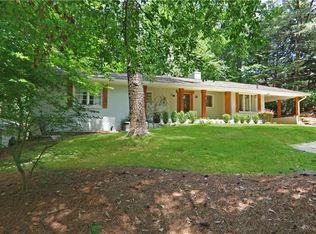 1635 Heatherwood Dr, Decatur, GA 30033