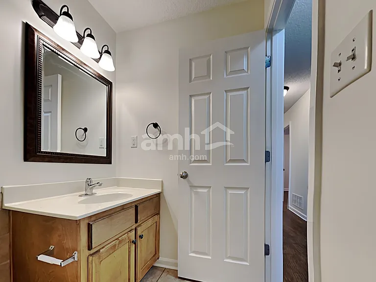 5939 Snowden Run — Photo 13