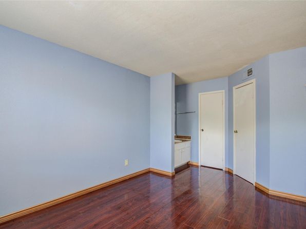 houston-texas-347393955 picture