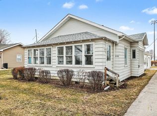 416 W Saginaw St, Merrill, MI 48637