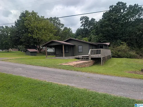 79 Lavern Dr Photo 1