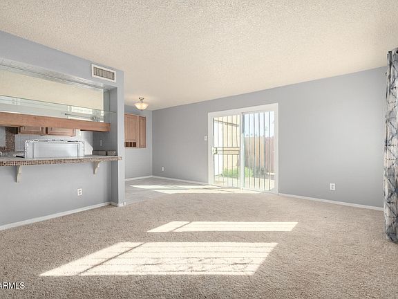 3rd image of 3936 W Camelback Rd