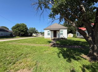 829 S Wyandotte Ave, Bartlesville, OK 74003