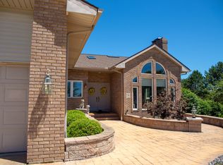 201 State Rd, Hinckley, OH 44233