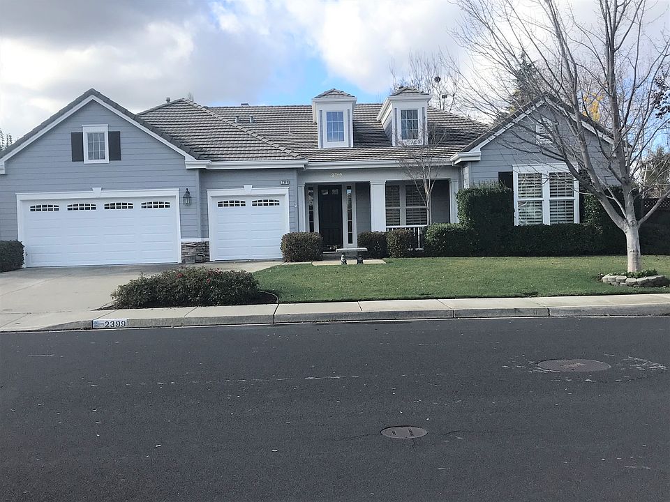 2nd image of 2399 Wood Hollow Dr