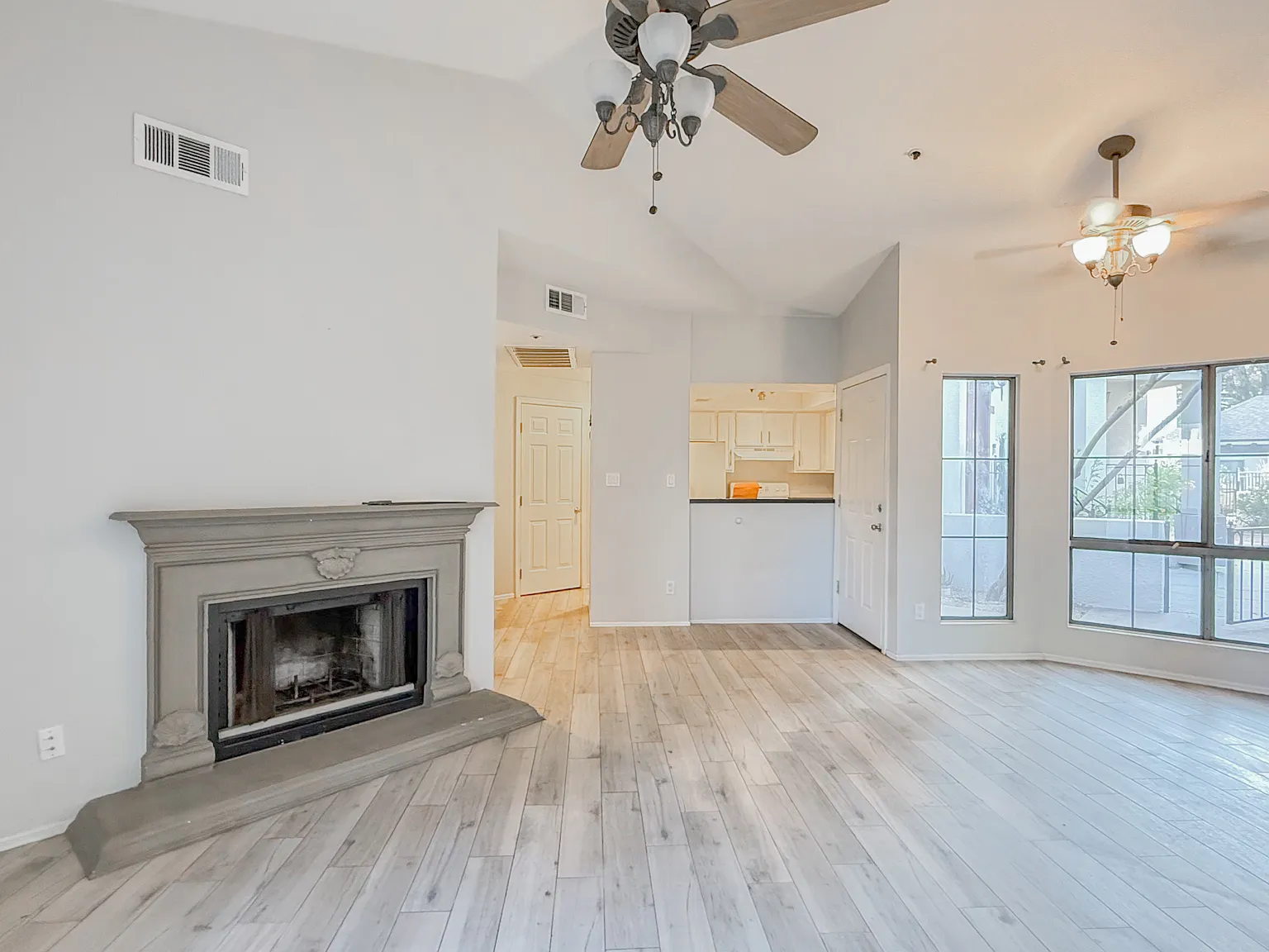 100 E Fillmore St Unit 118, Phoenix Az — Photo 4