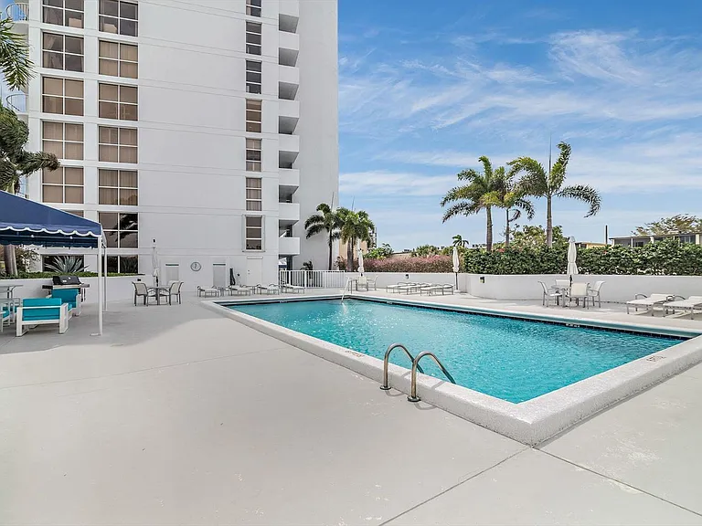 3901 S Flagler Dr #903 — Photo 15
