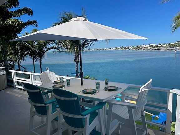 Enjoy meals on the deck while enjoying the unobstructed views of the bay