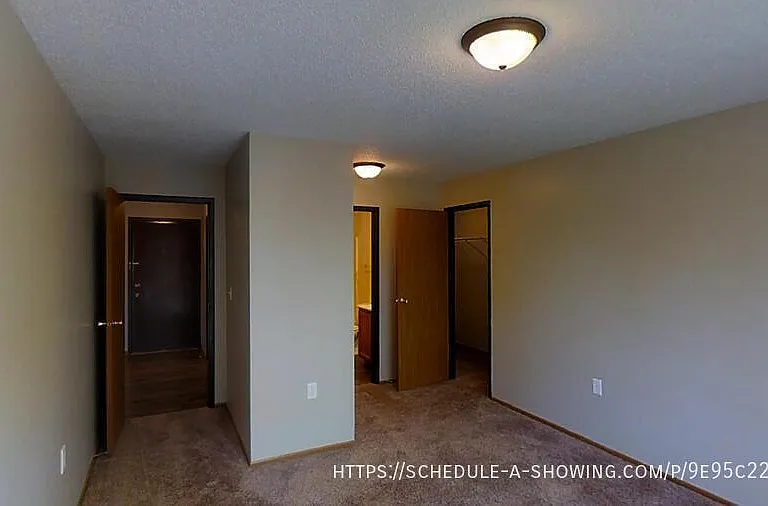 2445 Werner St #6 — Photo 5