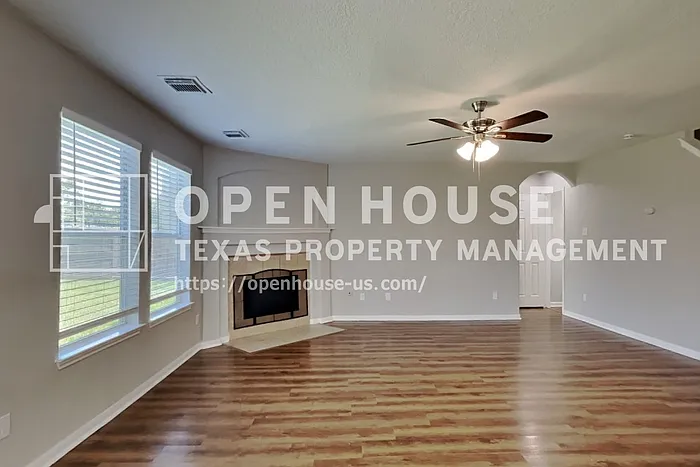 5803 Village Grove Dr — Photo 5