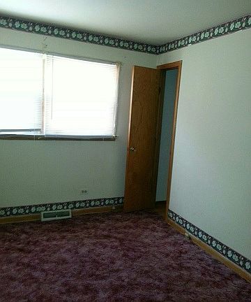 5th image of 5705 N Jersey Ave