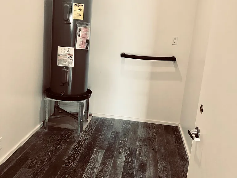 2827 Estate Dr — Photo 18
