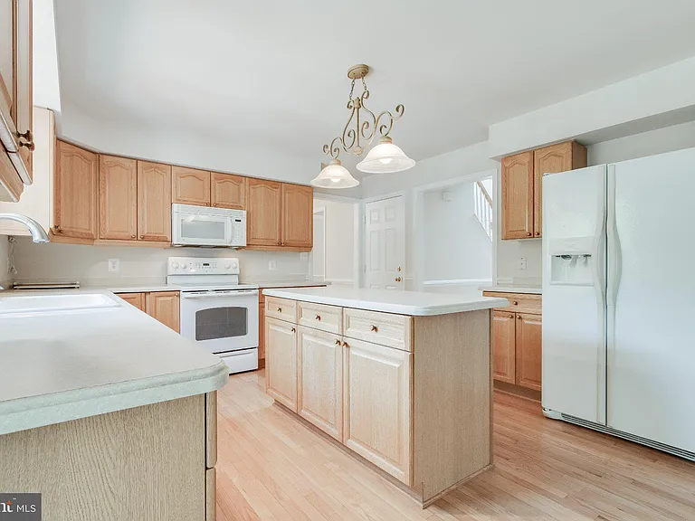 56 Boulder Dr — Photo 18
