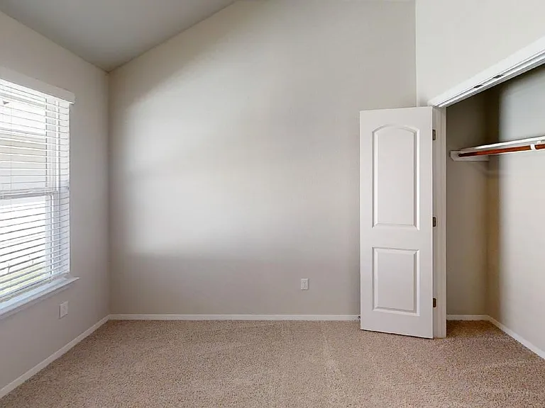 185 Heather Glen Way — Photo 11