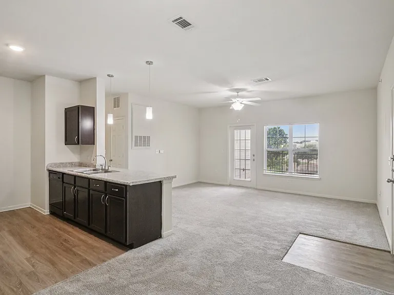 Tuckaway Apartment Homes — Photo 18