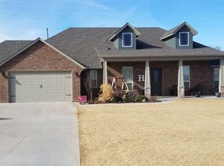 10779 N Pointe Dr, Edmond, OK 73025