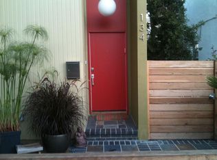 134 Bennett Ave, Long Beach, CA 90803