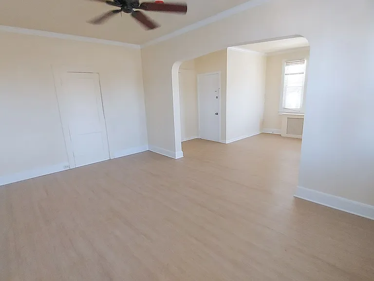 228 Manor Cir — Photo 13