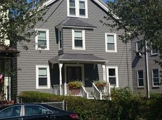 122 Chestnut St, Brookline, MA 02445