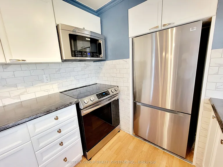 62 Laidlaw Dr #MAIN FLOOR — Photo 9