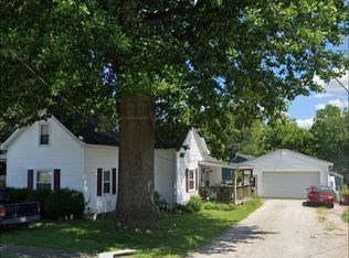 1190 Thompson St, Charlestown, IN 47111