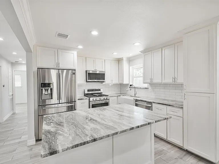 7623 Yellow Pine Dr — Photo 12