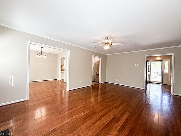 5th image of 1348 Granville St