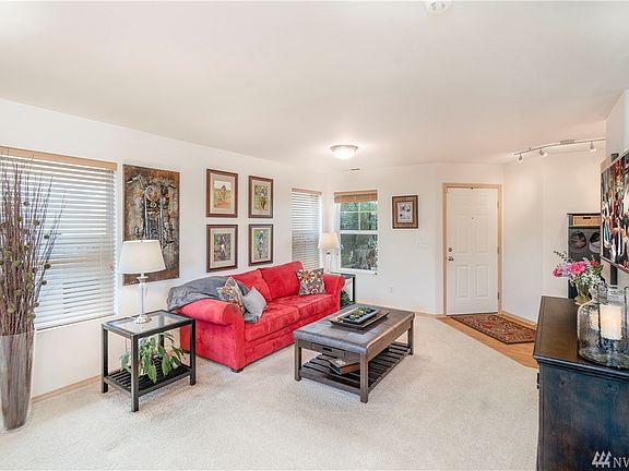 4th image of 18725 95th Avenue Ct E