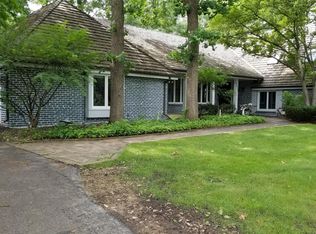 6421 Willow Wood Rd, Edina, MN 55436