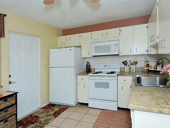 3rd image of 2946 Clark Rd #2946