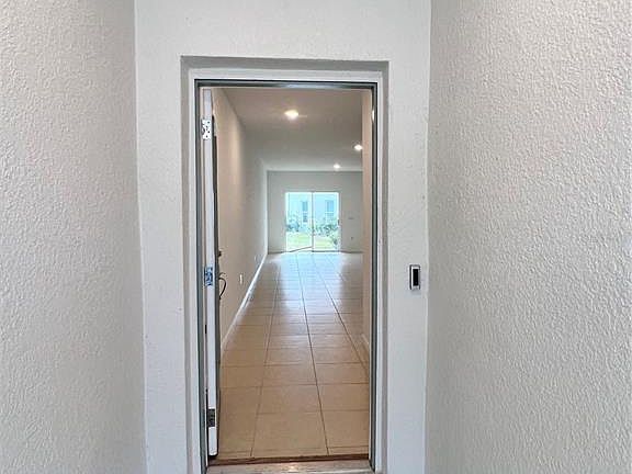 3rd image of 3520 Beau Rd