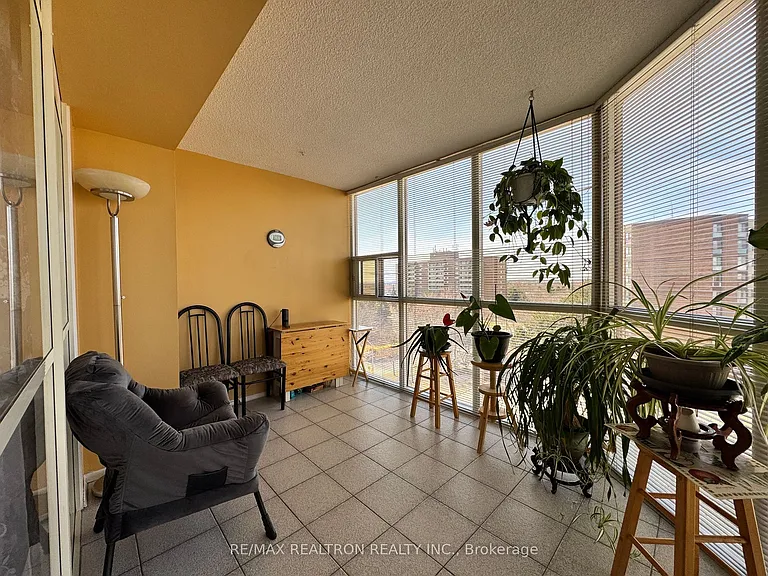 20 Baif Blvd #705 — Photo 8