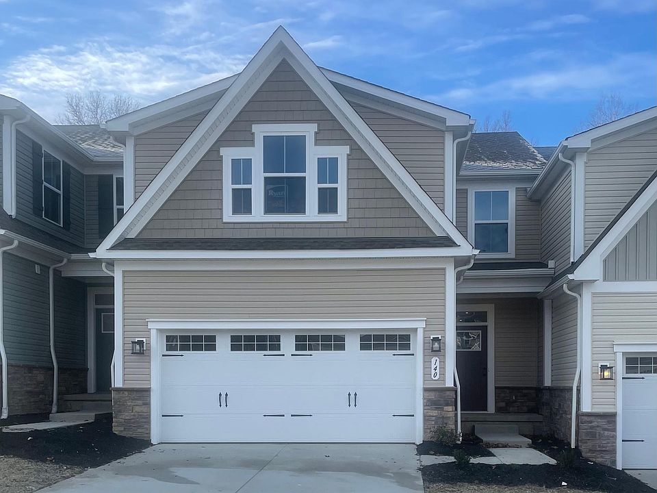 Garage & Entry Way