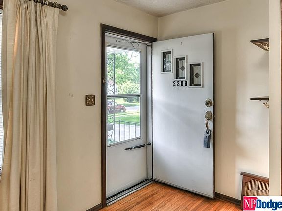 3rd image of 2308 Jefferson St