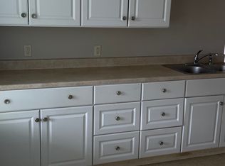 448 Cumberland Hill Rd #2F, Woonsocket, RI 02895