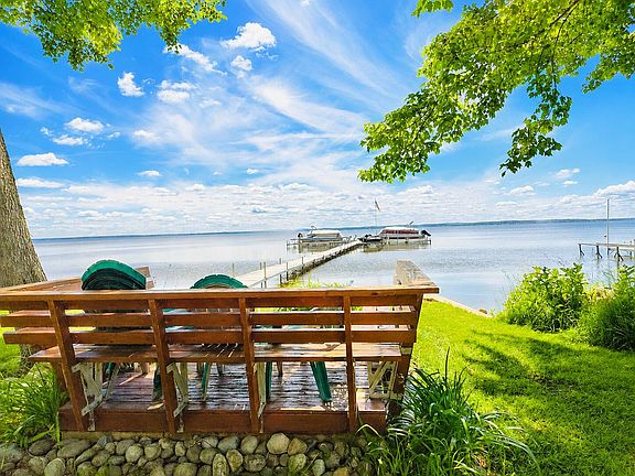 5th image of 8139 E Houghton Lake Dr