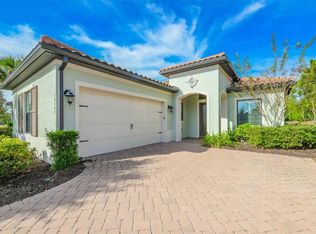 16547 Hillside Cir, Bradenton, FL 34202