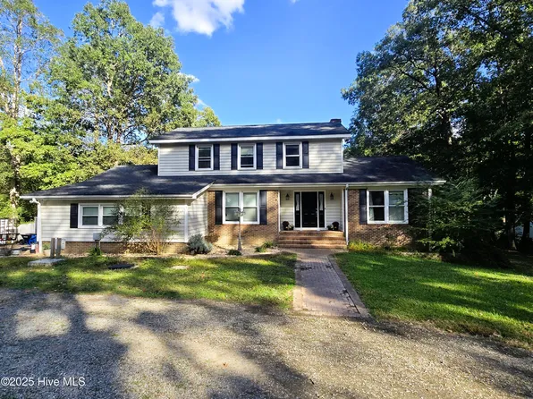 524 Parkwood Lane, Goldsboro, NC 27530