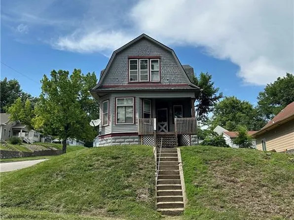 501 Shady Ave, Saint Joseph, MO 64505