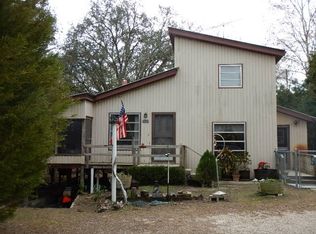 1826 River Ave NE, Steinhatchee, FL 32359