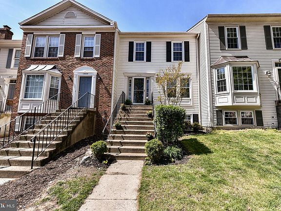 3rd image of 13831 Wakley Ct