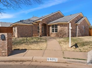 8202 Clinton Ave, Lubbock, TX 79424