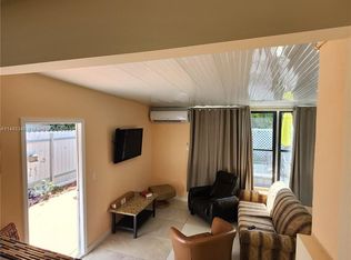 4100 NW 5th St #3, Miami, FL 33126