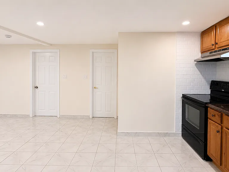 43 Witherbee Ave #1F — Photo 5