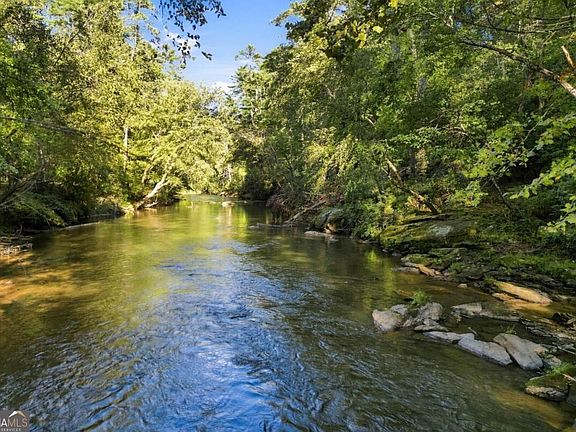 3rd image of 858 River Forest Run