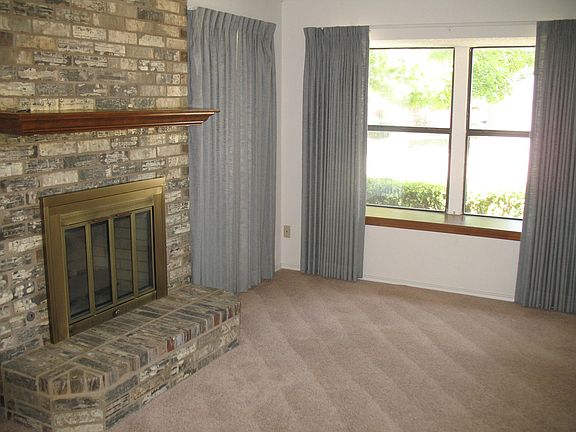 bay window in livingroom