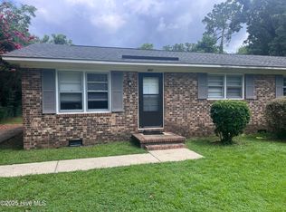 901 Miller Ave, Fayetteville, NC 28304