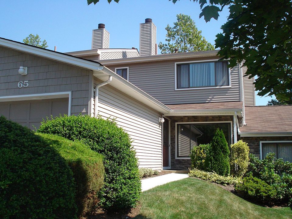 1st image of 65 Glenview Dr