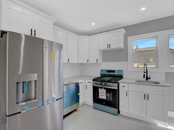 4th image of 187-12 Williamson Avenue